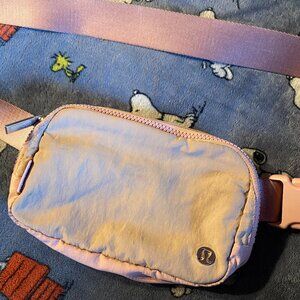 Lululemon Everywhere Belt Bag 1L - Pink Clay / Pink Pastel - One Size - EUC